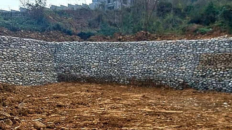 مالون کاری و سنگ چینی اصولی برای محوطه سازی در مازندران